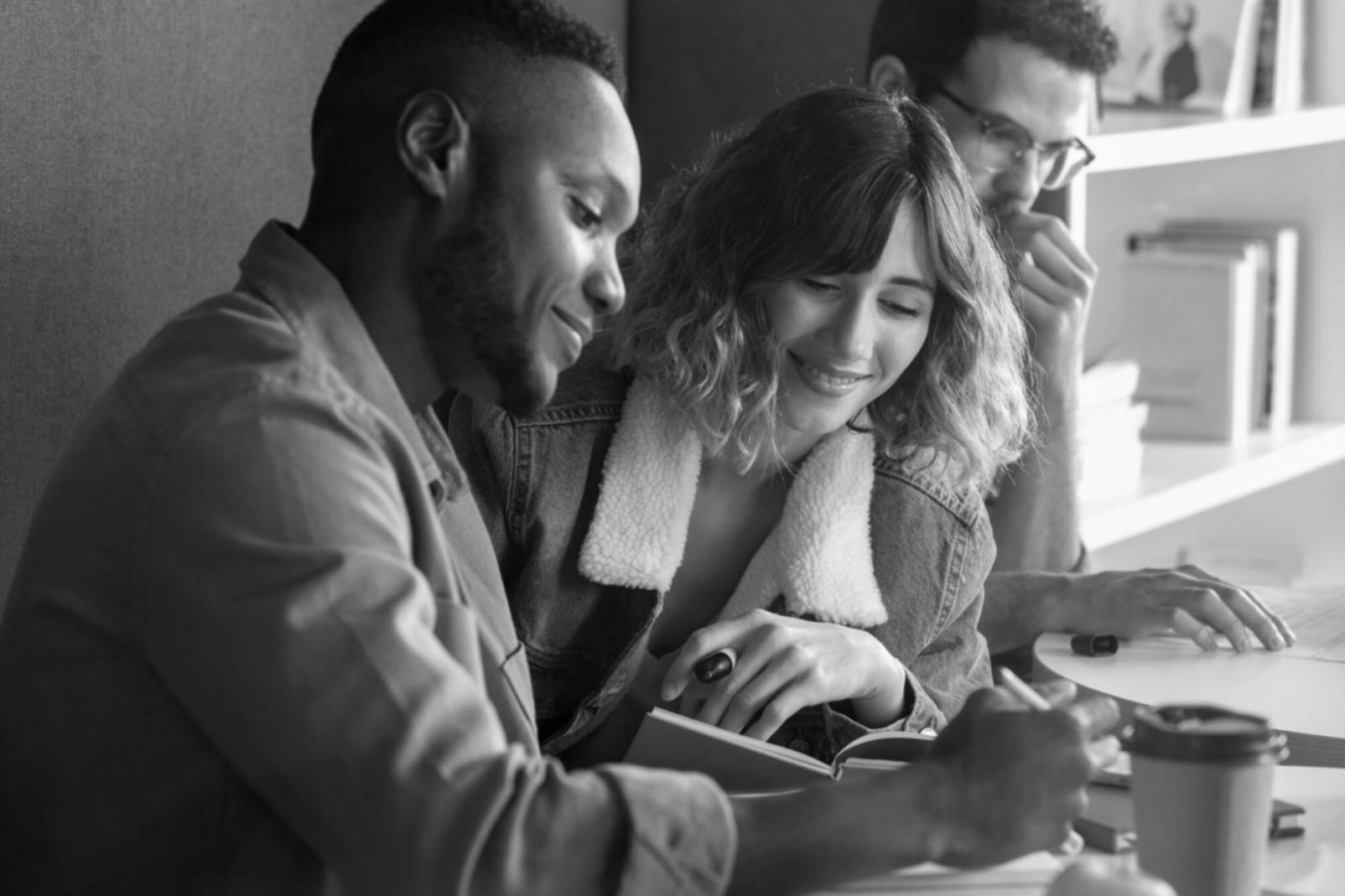 Ambiente di studio per scrittori creativi